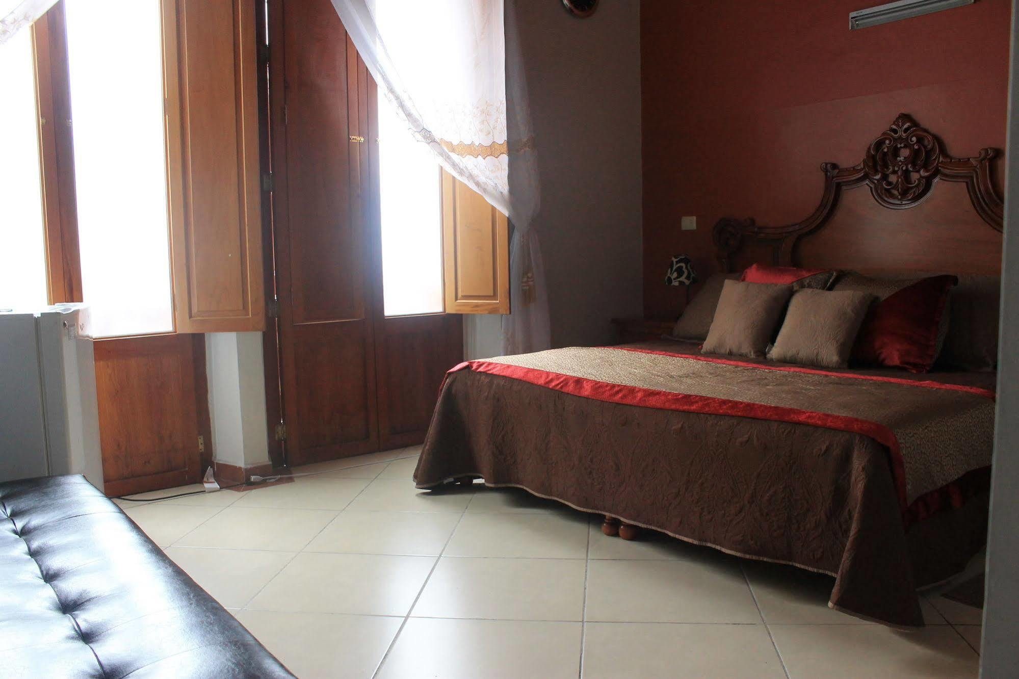Hotel Juarez Del Centro Ксалапа Екстериор снимка
