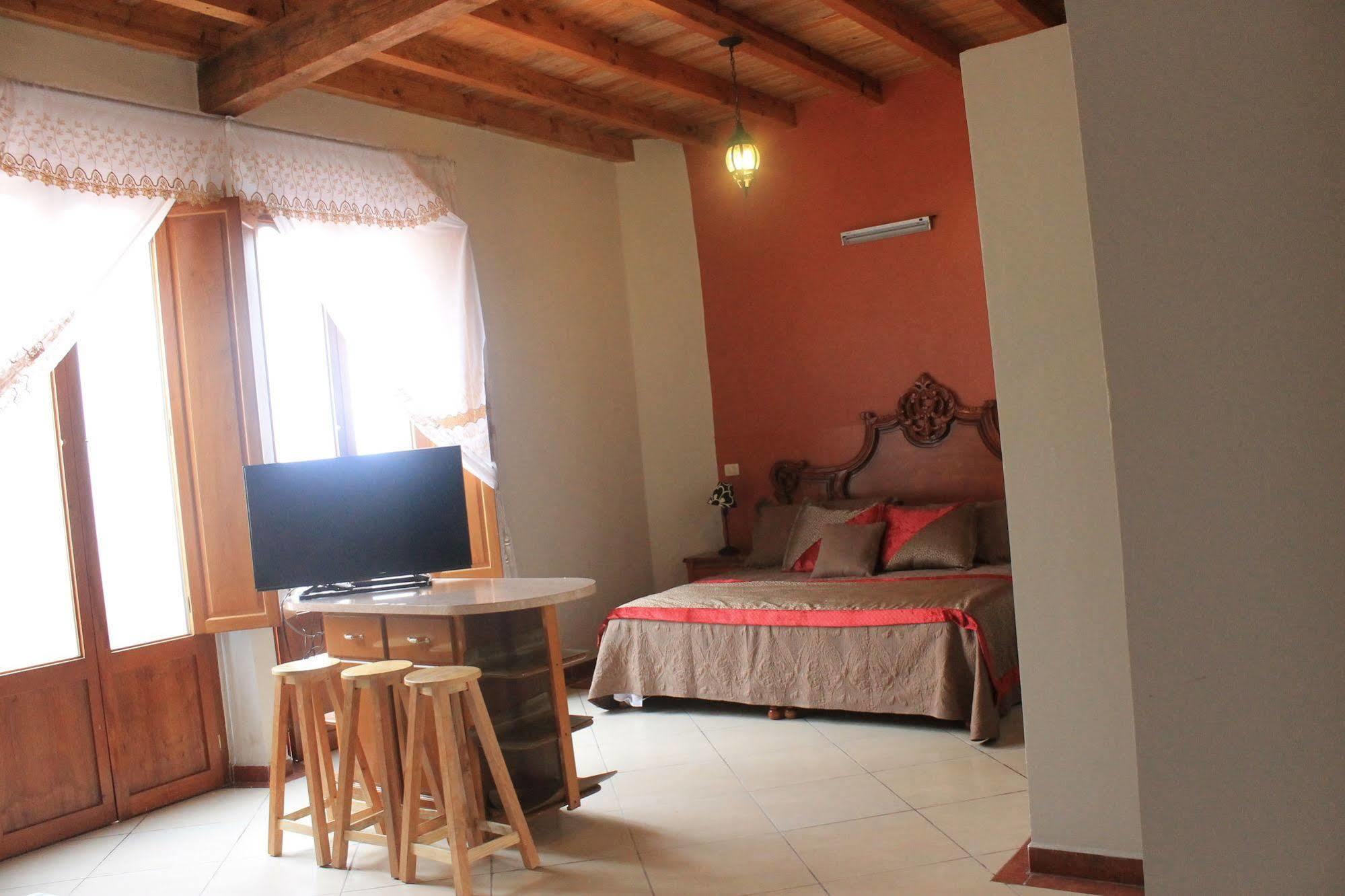 Hotel Juarez Del Centro Ксалапа Екстериор снимка